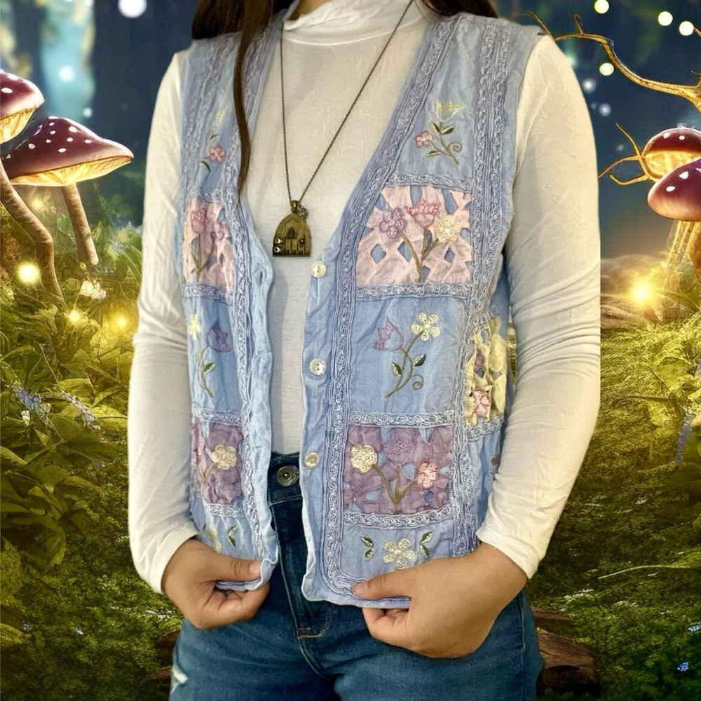RARE 🌟 Vintage Tantrum Blues Embroidered Cottagecore Vest 🌸